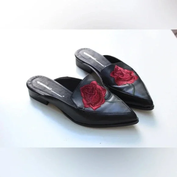 Intentionally blank Fanning mules - Picture 11 of 11